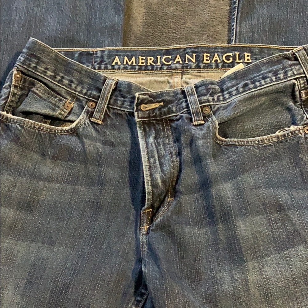 Mens AMERICAN EAGLE Boot Cut, Low rise Jeans.